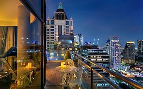 曼谷班达拉西隆套房酒店